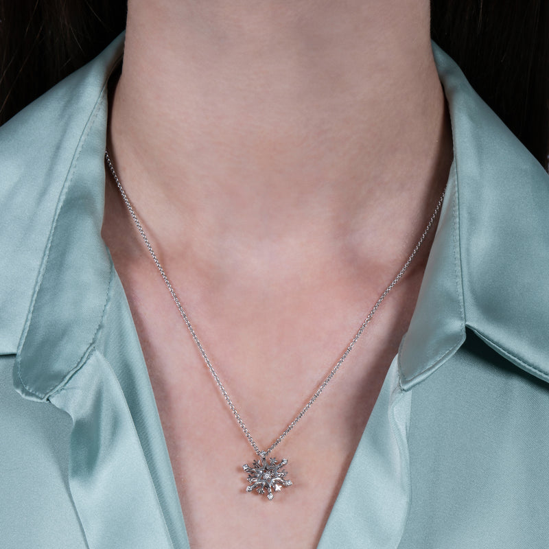 enchanted_disney-elsa_snowflake_pendant_necklace_2