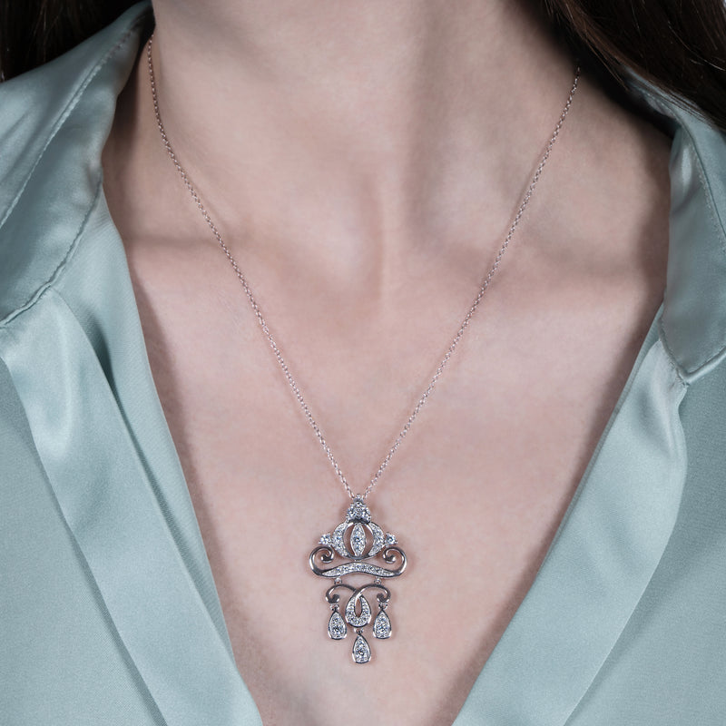 enchanted_disney-cinderella_carriage_pendant_necklace_1CTTW_2